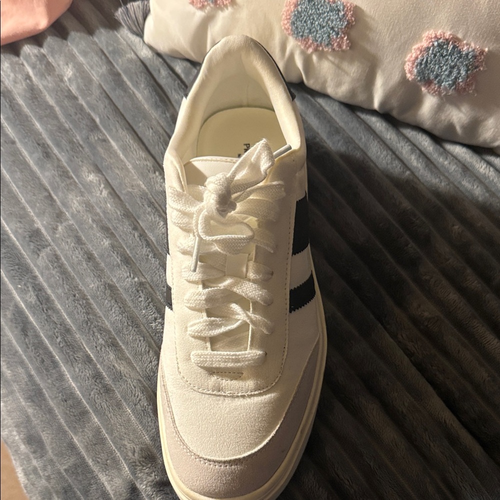 Classic White and Black Women's Sneakers